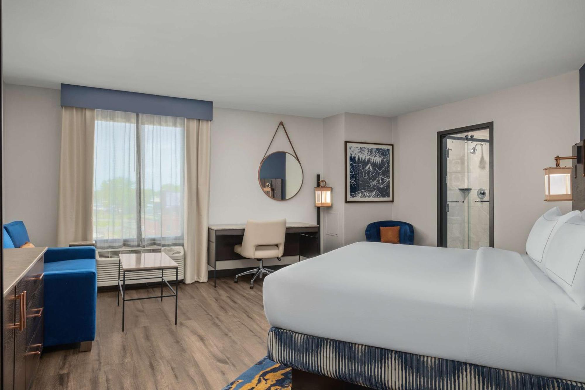 Chambre Lit King-Size avec Baignoire - Accessible aux Personnes à Mobilité Réduite/Malentendantes - Non-Fumeurs