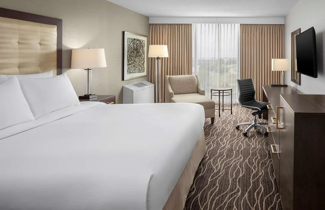 Hilton Kansas City Airport-1
