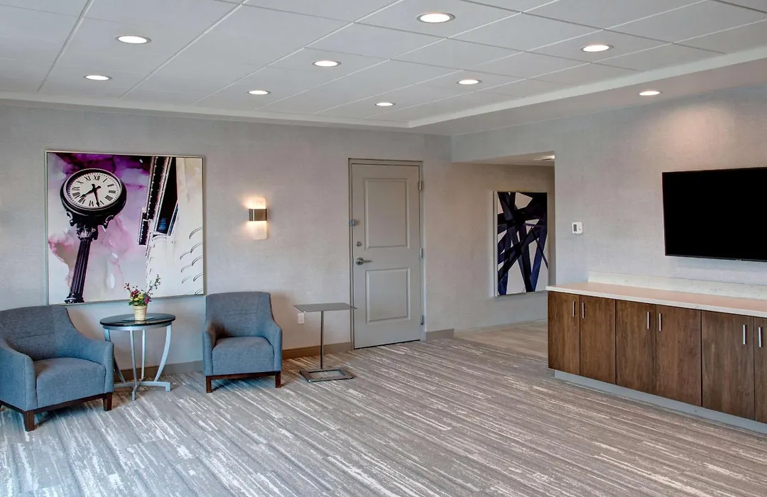 Hilton Garden Inn Kansas City/Kansas-1