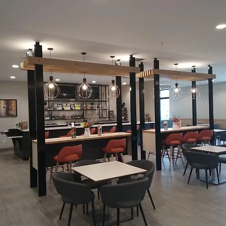 Holiday Inn - Kansas City - Northeast By Ihg-3